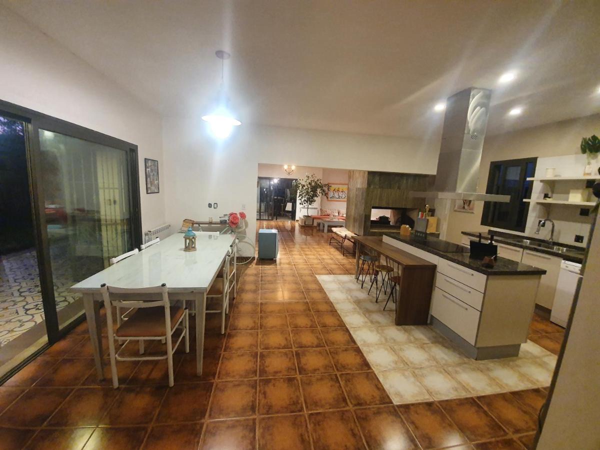 Casa Al Pie De Los Andes Lujan de Cuyo Bagian luar foto